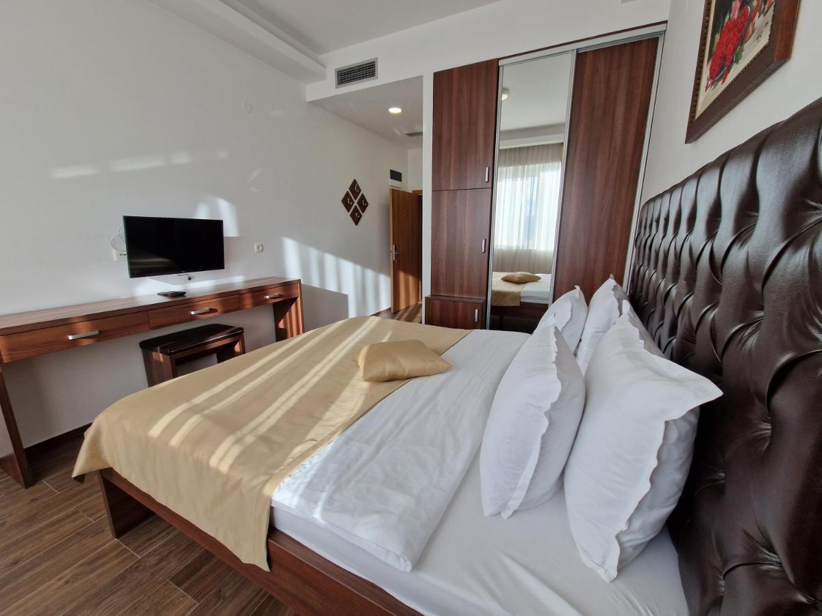 Motel Celebic Mitrovici  Dış mekan fotoğraf