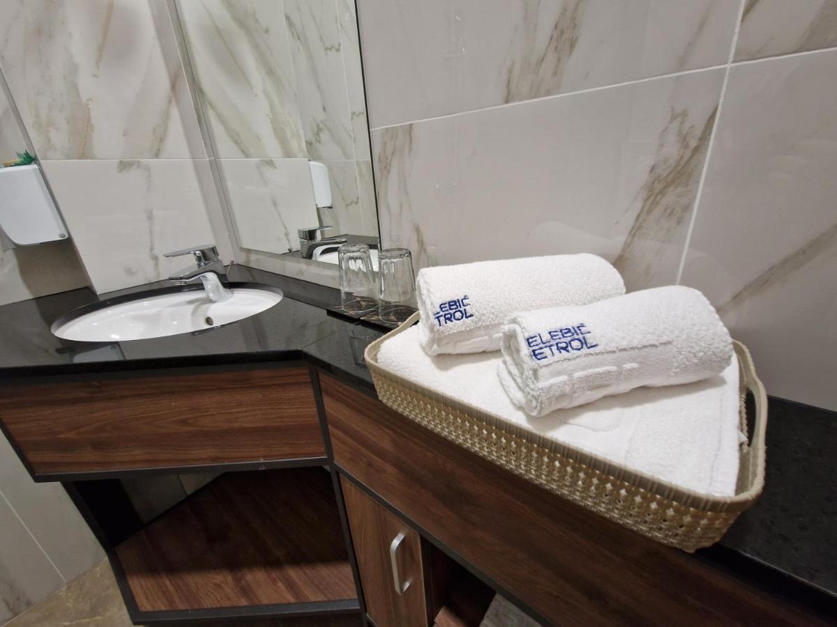 Motel Celebic Mitrovici  Dış mekan fotoğraf